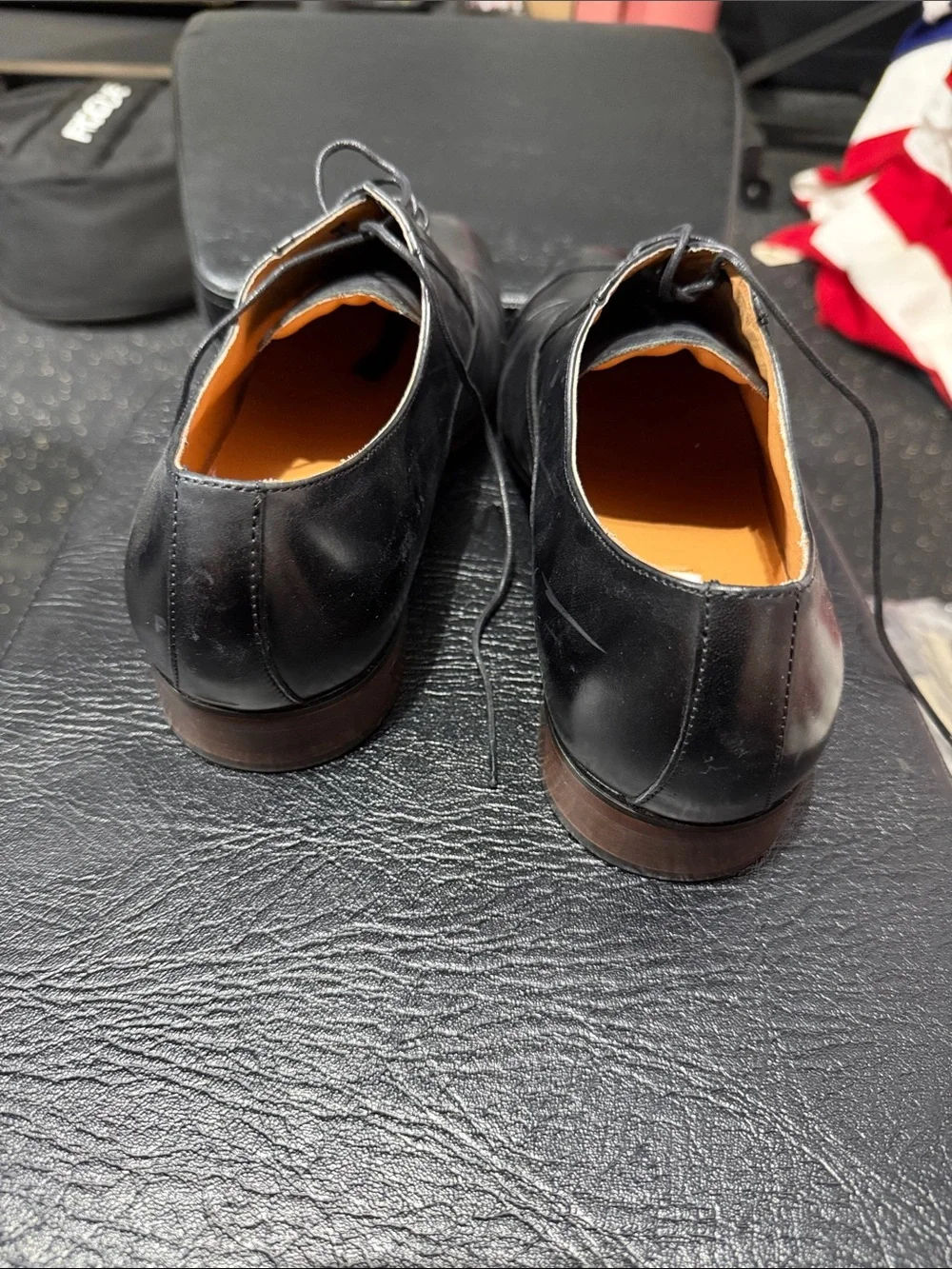 Steve Madden Herbert Black Leather Cap-Toe Oxfords